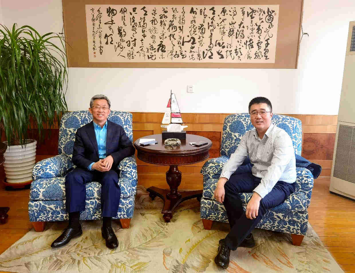 尊龙凯时集团与辽宁省机场治理集团开展调研交流