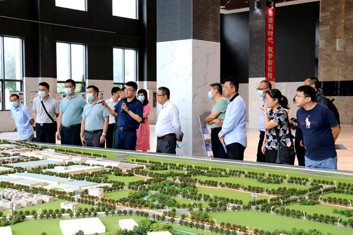 东莞市政协考察团到沈阳尊龙凯时工业园开展调研